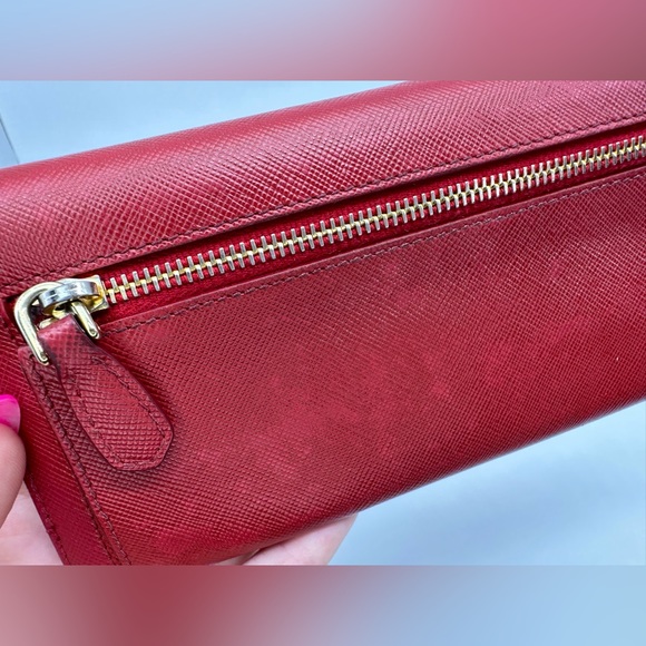 AUTHENTIC PRADA FIERY RED LARGE SAFFIANO LEATHER WALLET - Picture 11 of 16